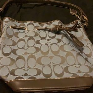 Small barrel coach sky blue color